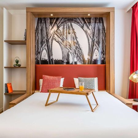 Aparthotel Adagio La Defense קורבוו מראה חיצוני תמונה