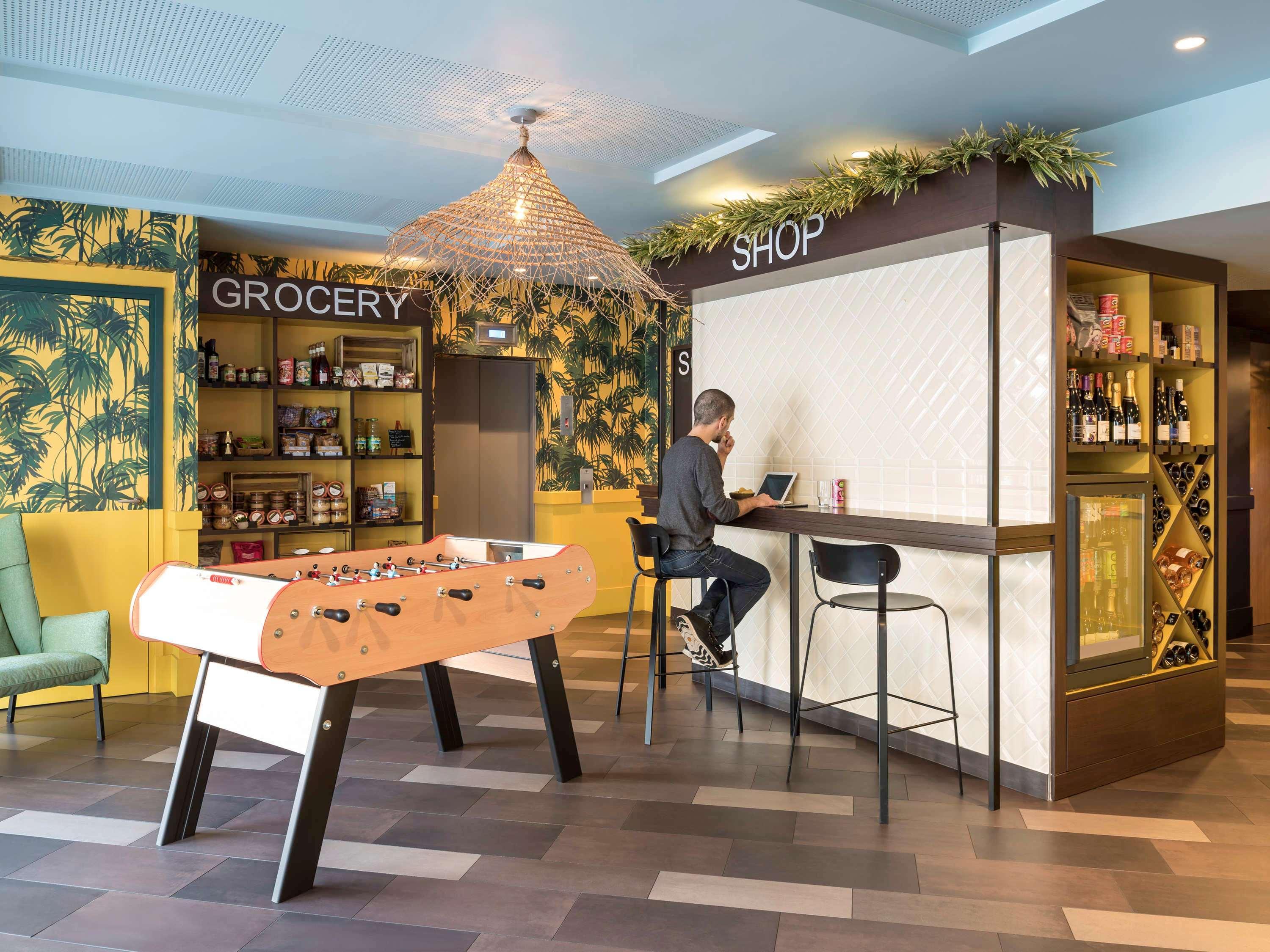 Aparthotel Adagio La Defense קורבוו מראה חיצוני תמונה