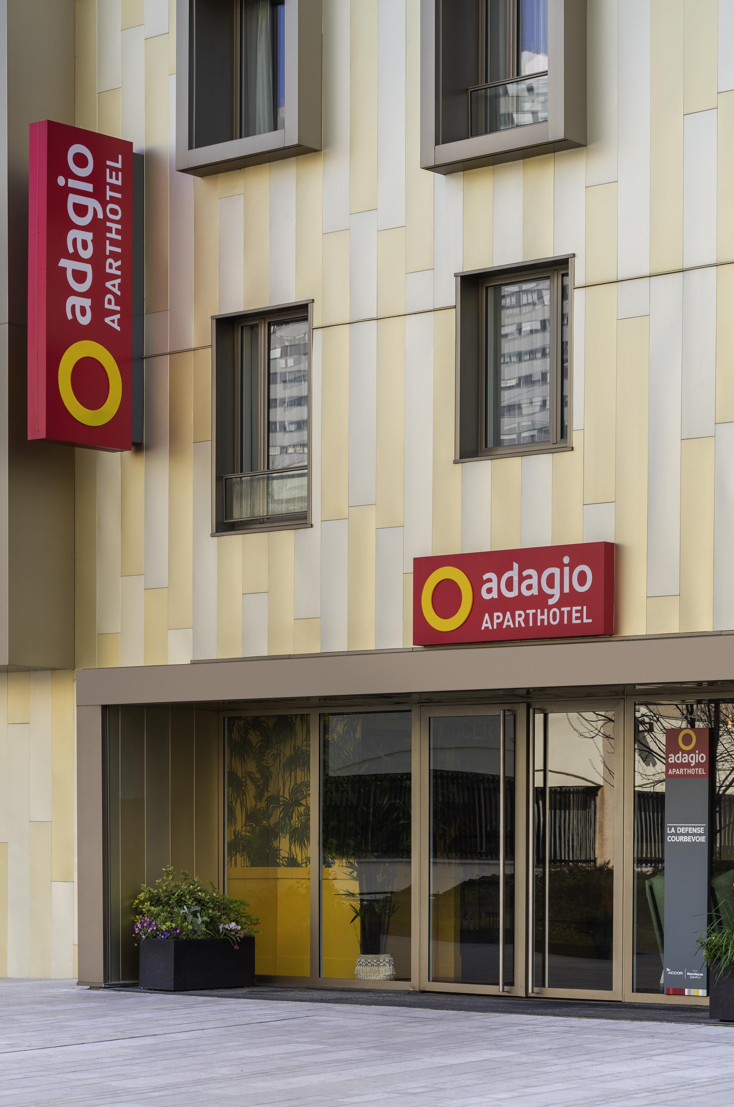 Aparthotel Adagio La Defense קורבוו מראה חיצוני תמונה