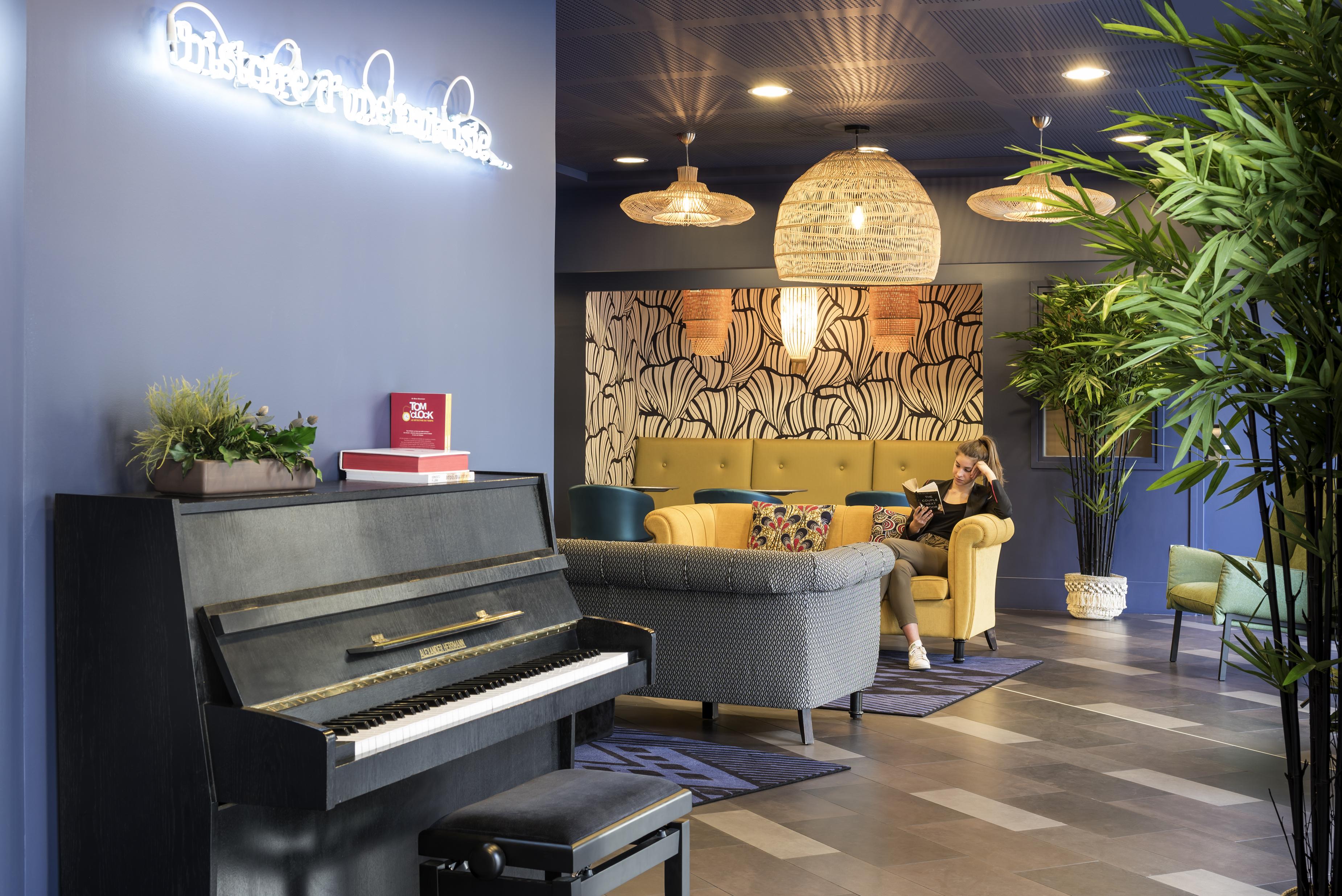 Aparthotel Adagio La Defense קורבוו מראה חיצוני תמונה