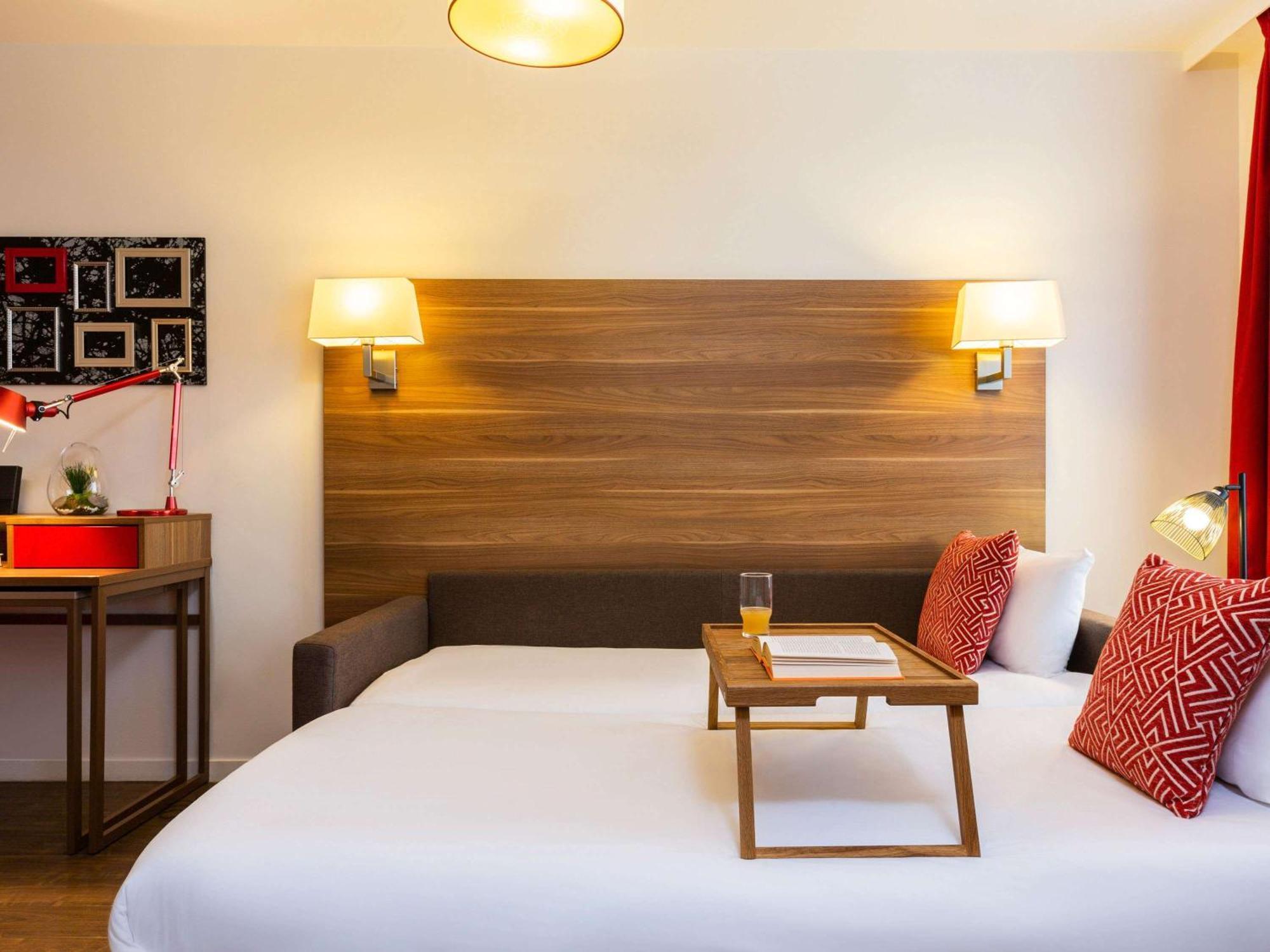 Aparthotel Adagio La Defense קורבוו מראה חיצוני תמונה